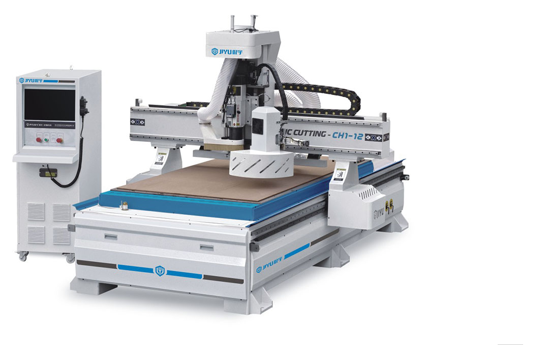 怎(zěn)麽選擇一款合(he)适數控開料機(ji)